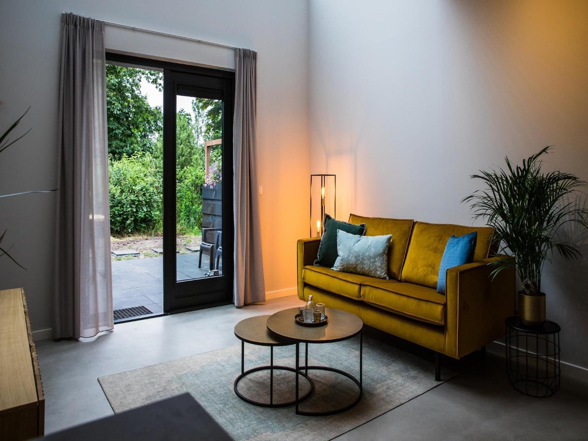 Cozy Holiday Home In Vrouwenpolder Close To The Beach Екстериор снимка